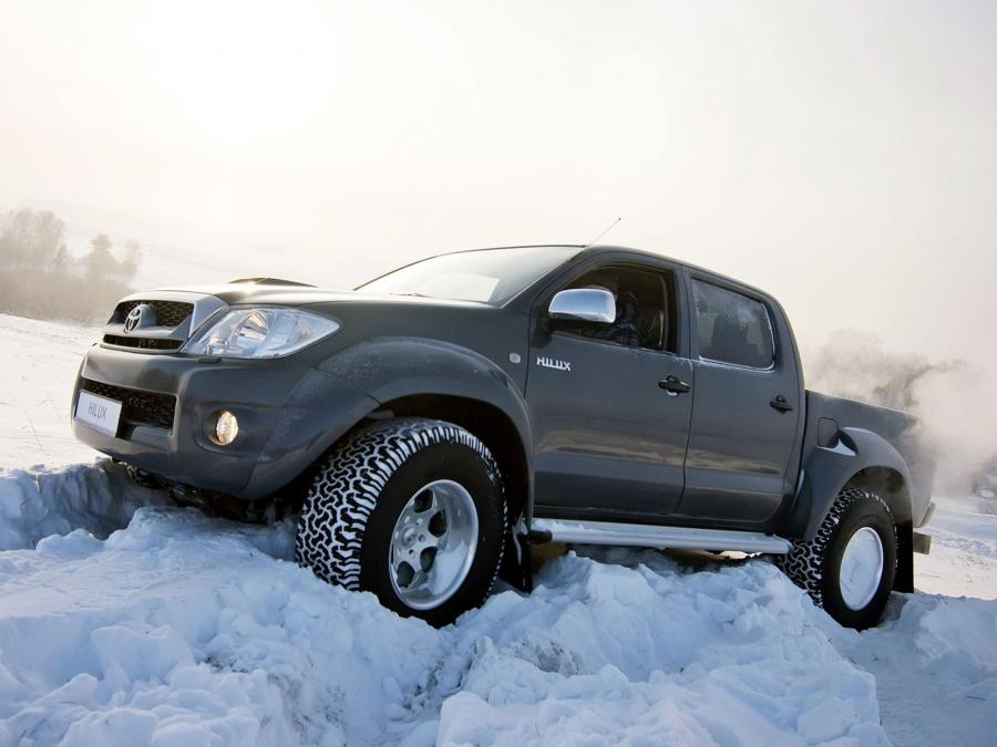  Toyota Hilux Double Cab AT35 Arctic Trucks 2007 года  (фото 13 из 23)